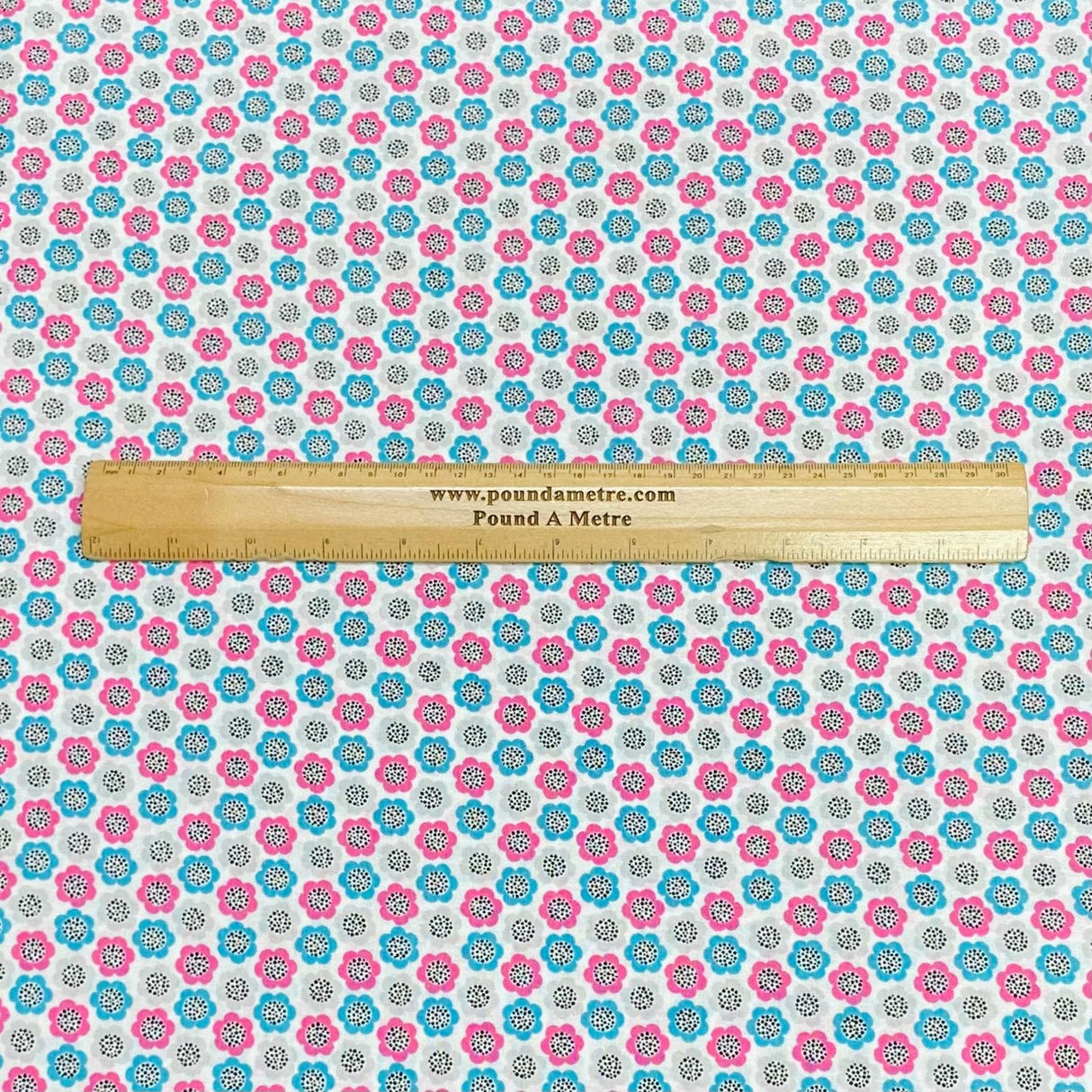 Pound A Metre 3 Metres Luxury Printed Cotton – 45" Wide- (Flower) (EOL)