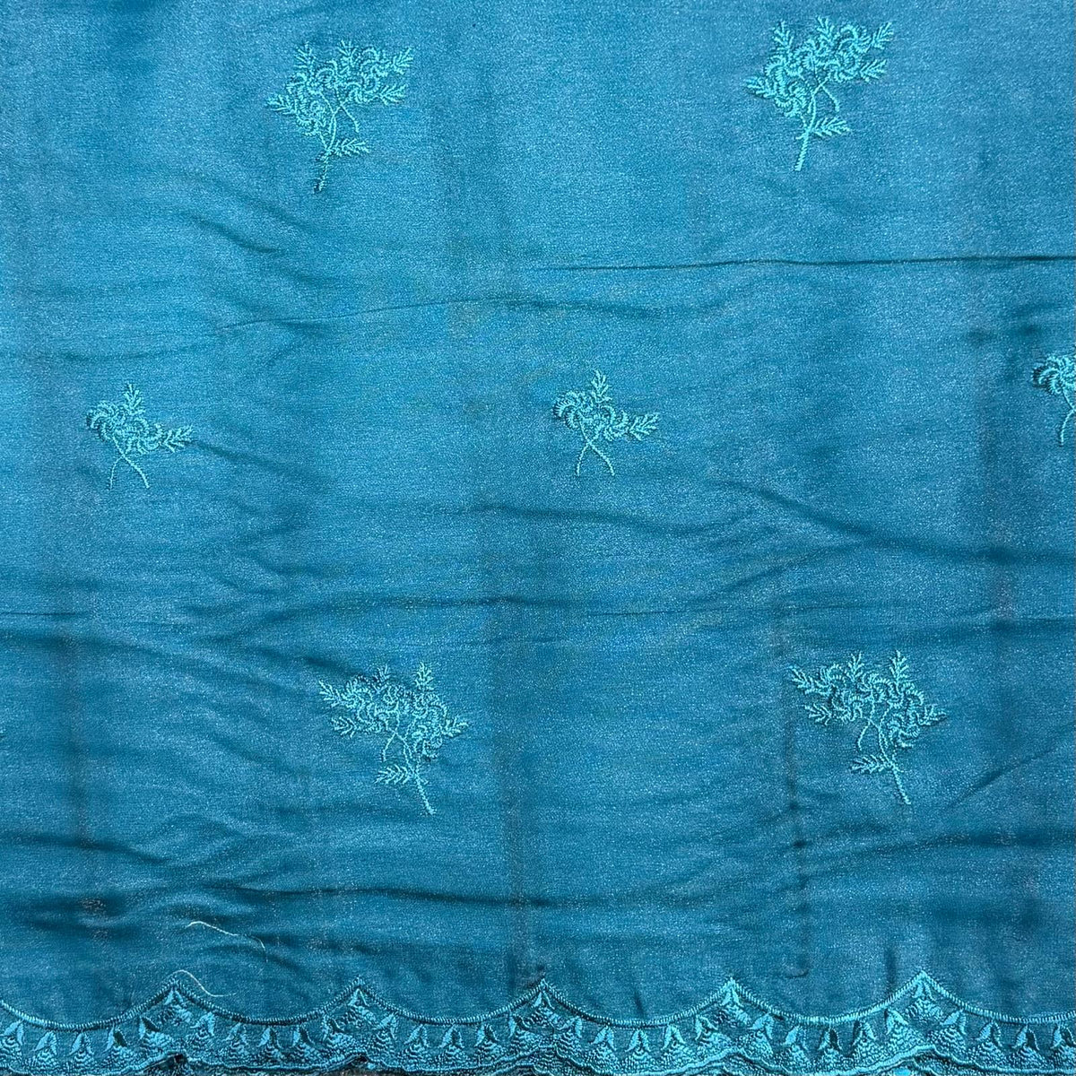 Pound A Metre 3 Metres Premium Two-Tone Crepe Fabric – 45" Wide (Teal)