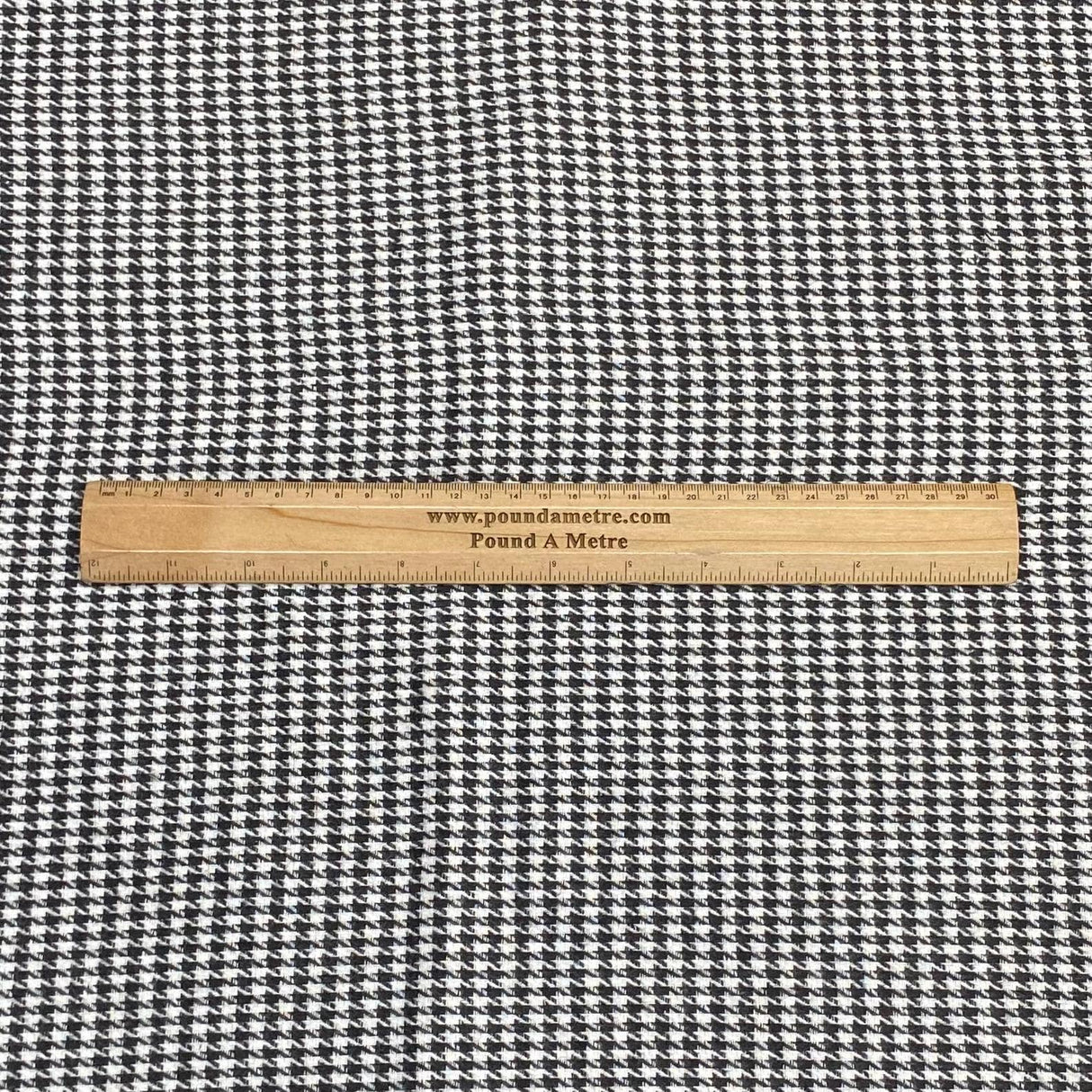 Pound A Metre 3 Metres 3 Metres Premium Wool Rich Fabric 55" Wide (Hounds)