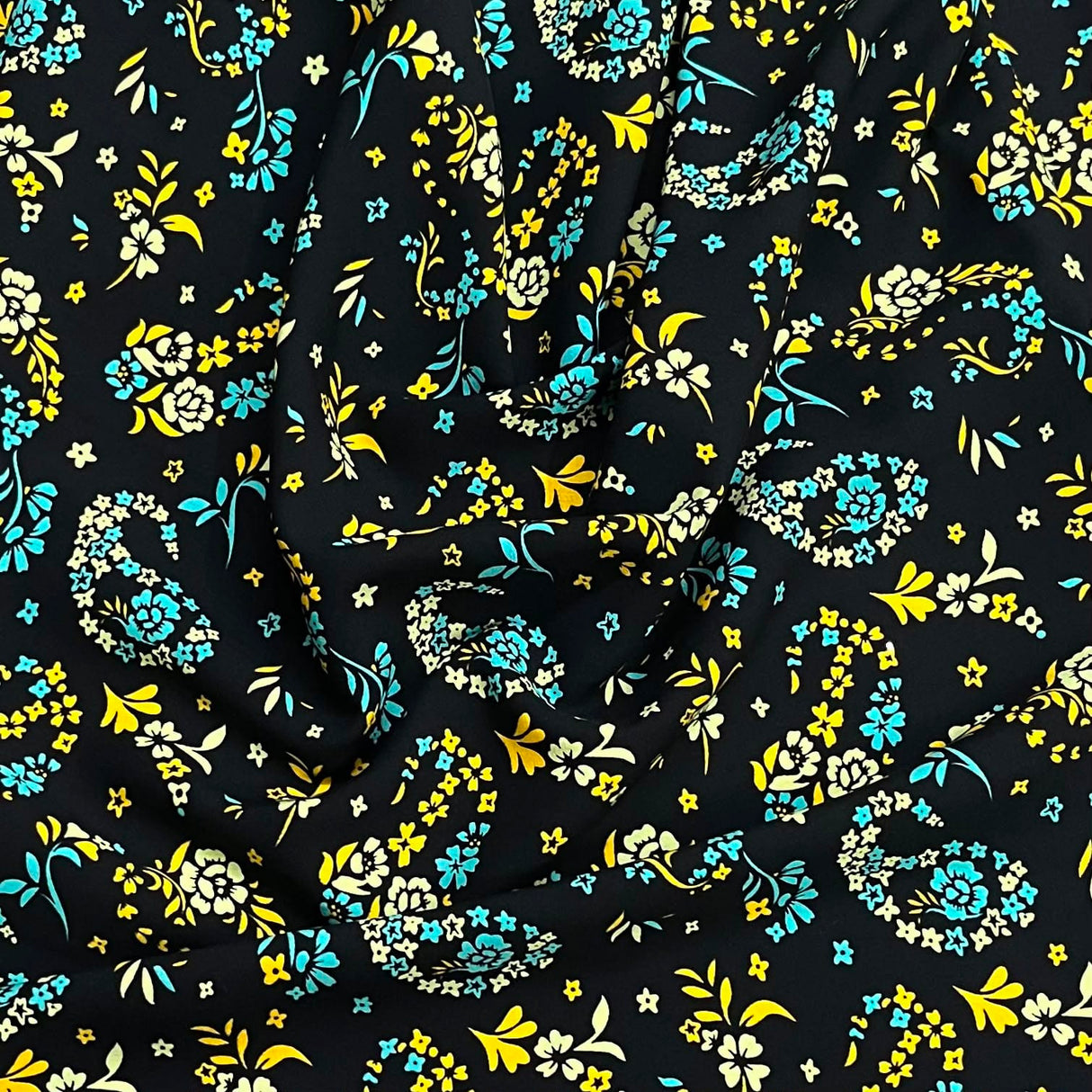 Pound A Metre 3 Metres Printed Dressmaking Viscose Fabric – 55" Wide (Black Paisley)