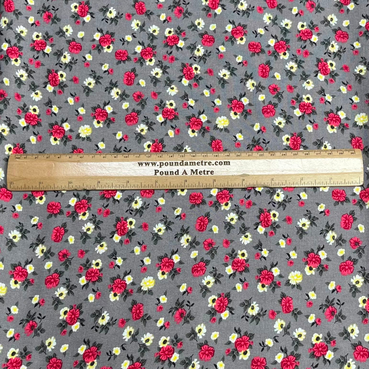 Pound A Metre 3 Metres Printed Dressmaking Viscose Fabric – 55" Wide (Cloudy)