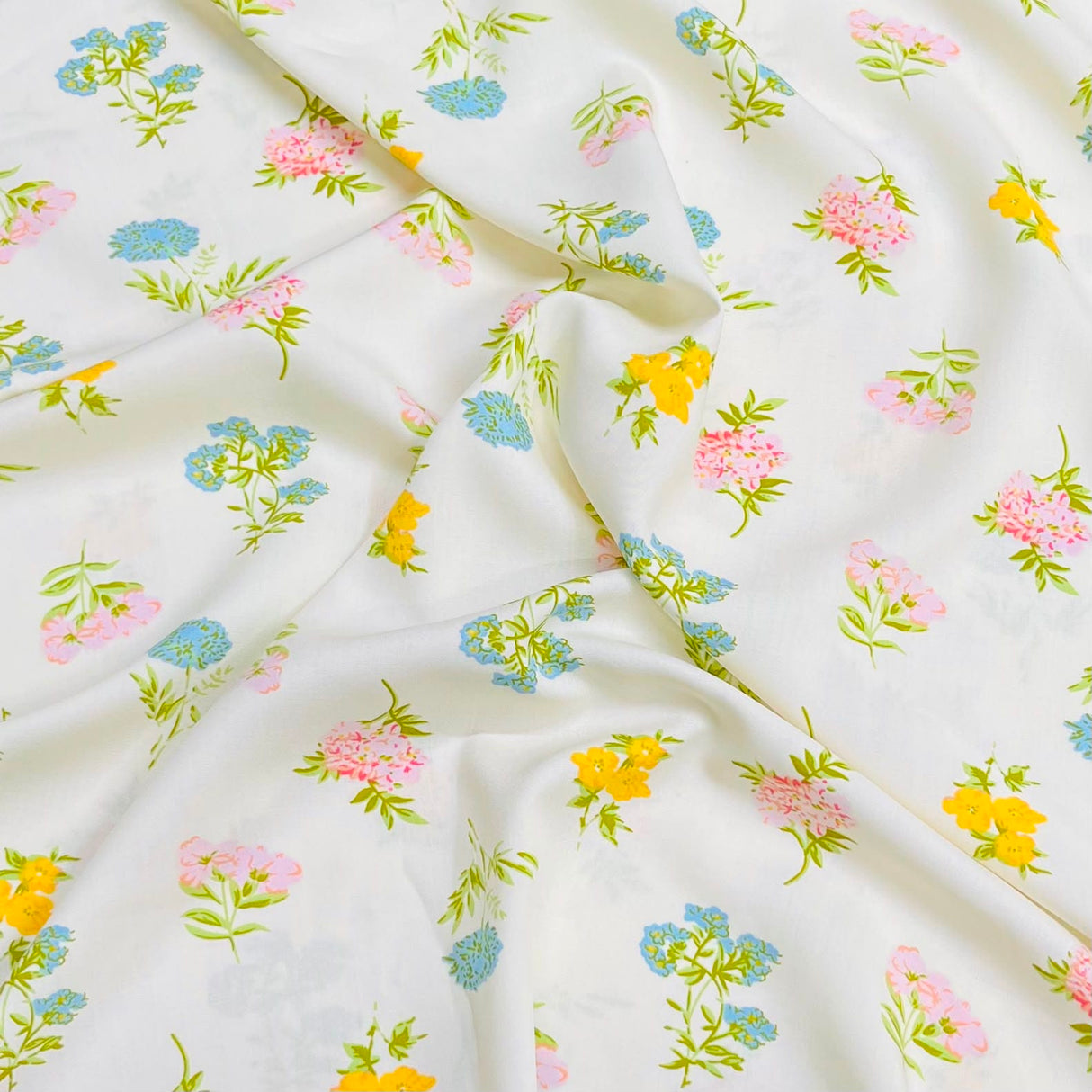 Pound A Metre 3 Metres Printed Dressmaking Viscose Fabric – 55" Wide (Ivory)
