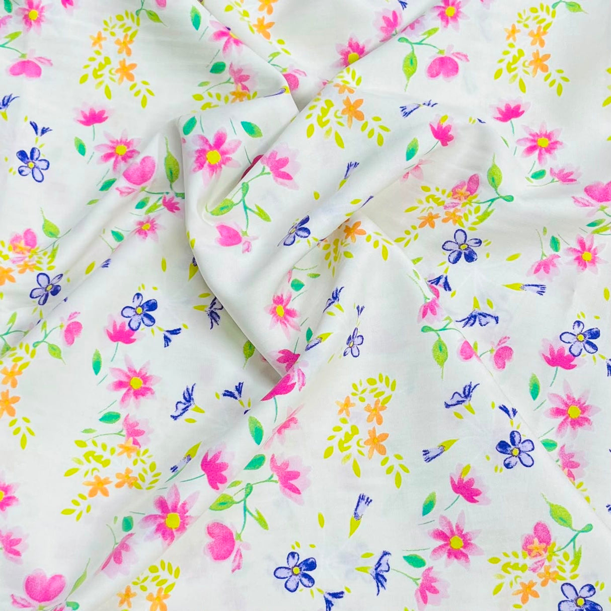 Pound A Metre 3 Metres Printed Dressmaking Viscose Fabric – 55" Wide (Tulip)