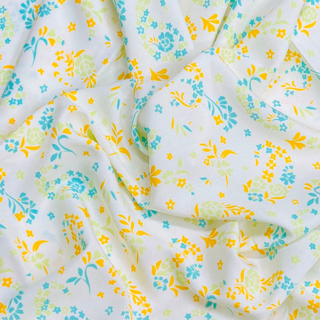 Pound A Metre 3 Metres Printed Dressmaking Viscose Fabric – 55" Wide (Wow)