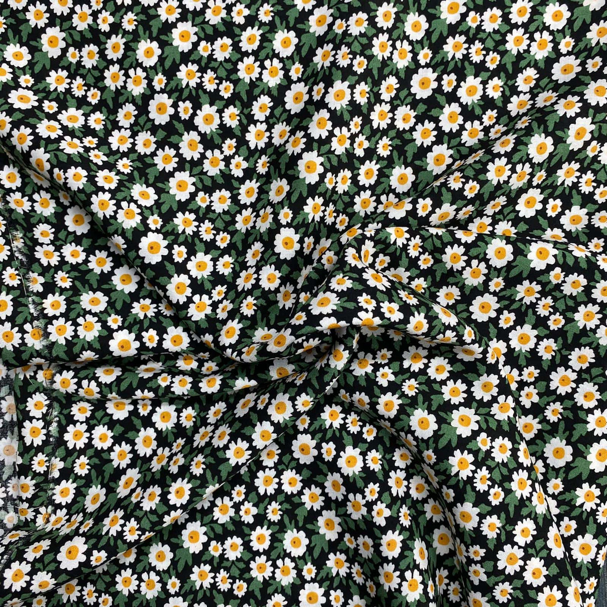 Pound A Metre 3 Metres, Printed Summer Dressmaking Viscose Fabric - 55" Wide (Blossom)