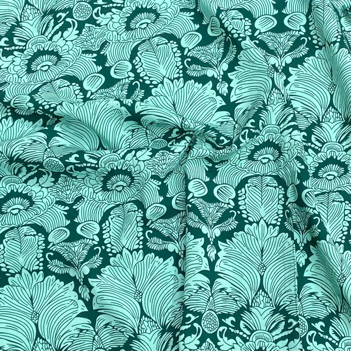 Pound A Metre 3 Metres, Printed Summer Dressmaking Viscose Fabric - 55" Wide (Col2, Num3)
