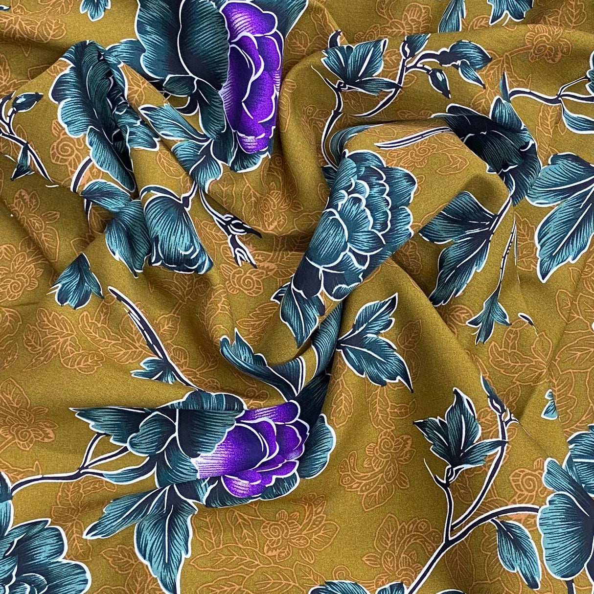 Pound A Metre 3 Metres, Printed Summer Dressmaking Viscose Fabric - 55" Wide (Col3, Num4)