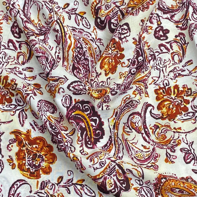 Pound A Metre 3 Metres, Printed Summer Dressmaking Viscose Fabric - 55" Wide (Col4, Num3)