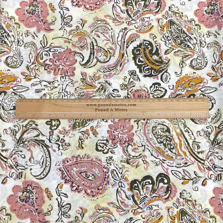 Pound A Metre 3 Metres, Printed Summer Dressmaking Viscose Fabric - 55" Wide (Col4, Num4)