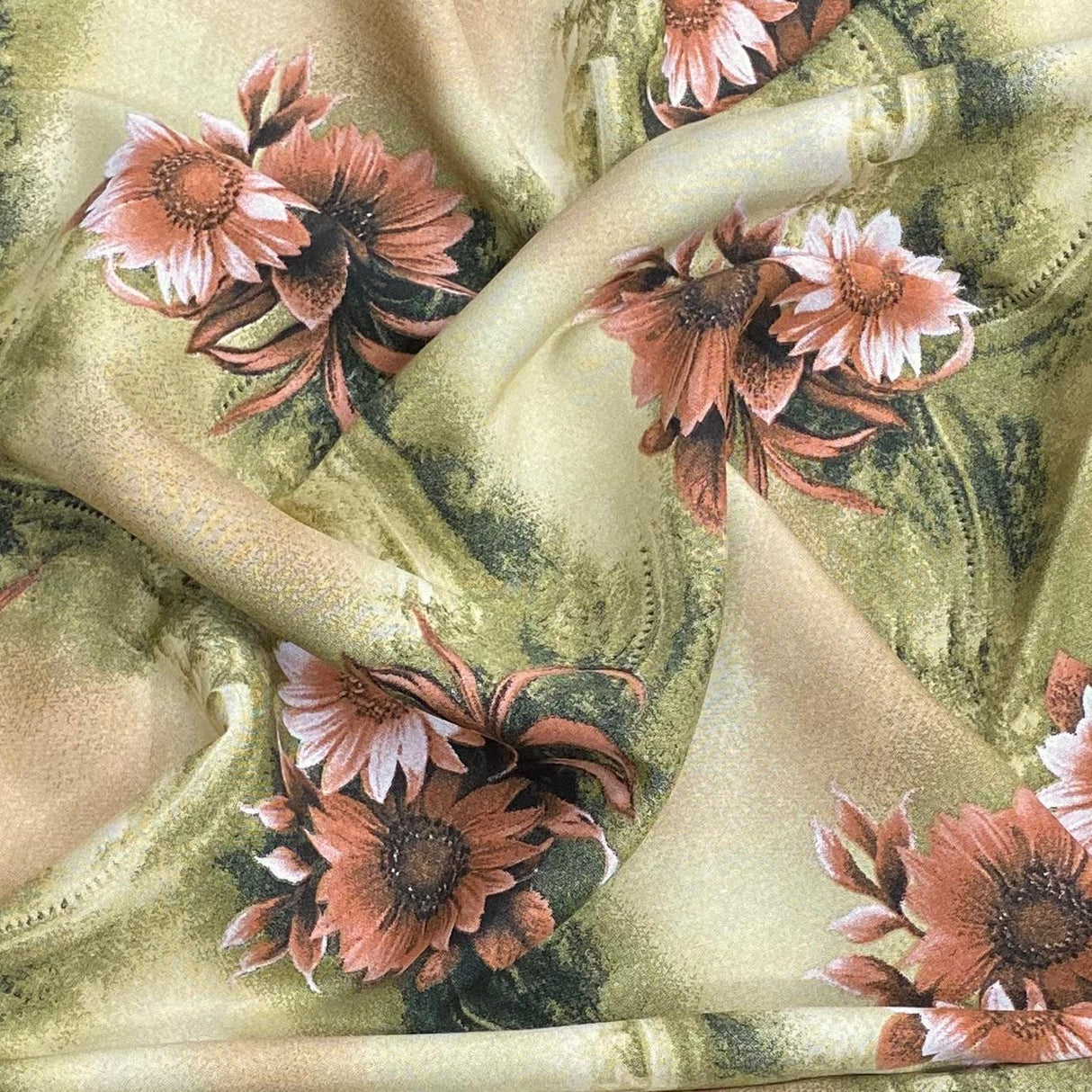 Pound A Metre 3 Metres, Printed Summer Dressmaking Viscose Fabric - 55" Wide (Col5, Num3)