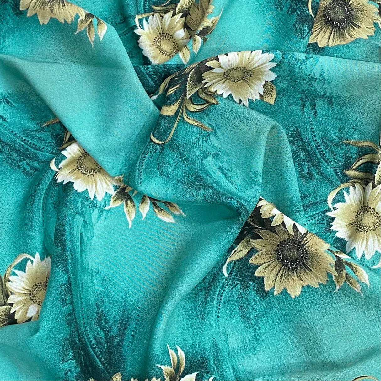 Pound A Metre 3 Metres, Printed Summer Dressmaking Viscose Fabric - 55" Wide (Col5, Num4)