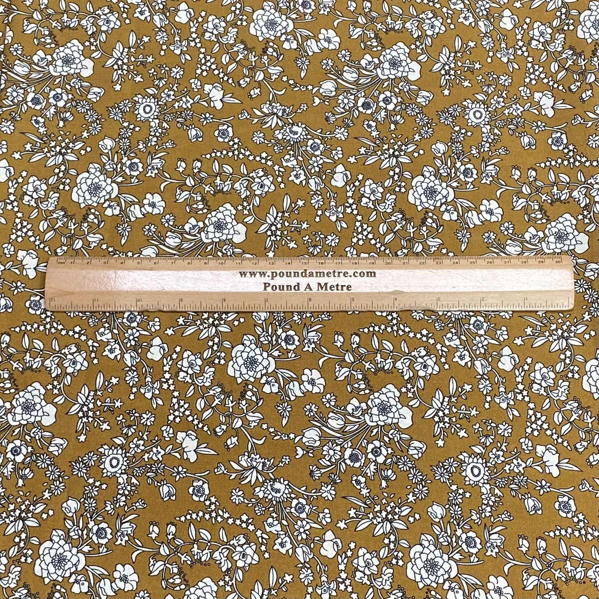 Pound A Metre 3 Metres, Printed Summer Dressmaking Viscose Fabric - 55" Wide (Golden)