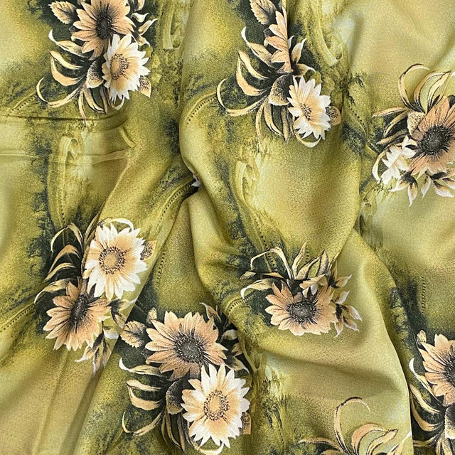 Pound A Metre 3 Metres, Printed Summer Dressmaking Viscose Fabric - 55" Wide (Green Flower)
