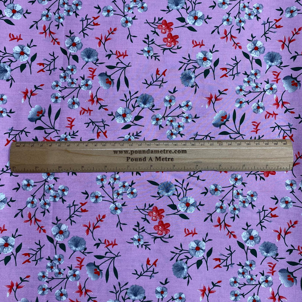 Pound A Metre 3 Metres, Printed Summer Dressmaking Viscose Fabric - 55" Wide (Lavender Bloom)