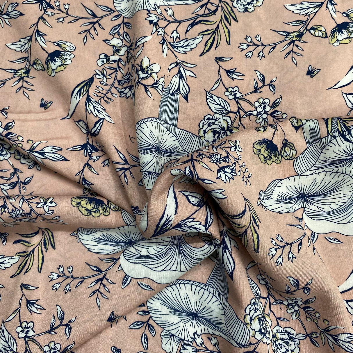 Pound A Metre 3 Metres, Printed Summer Dressmaking Viscose Fabric - 55" Wide (Peach & White)