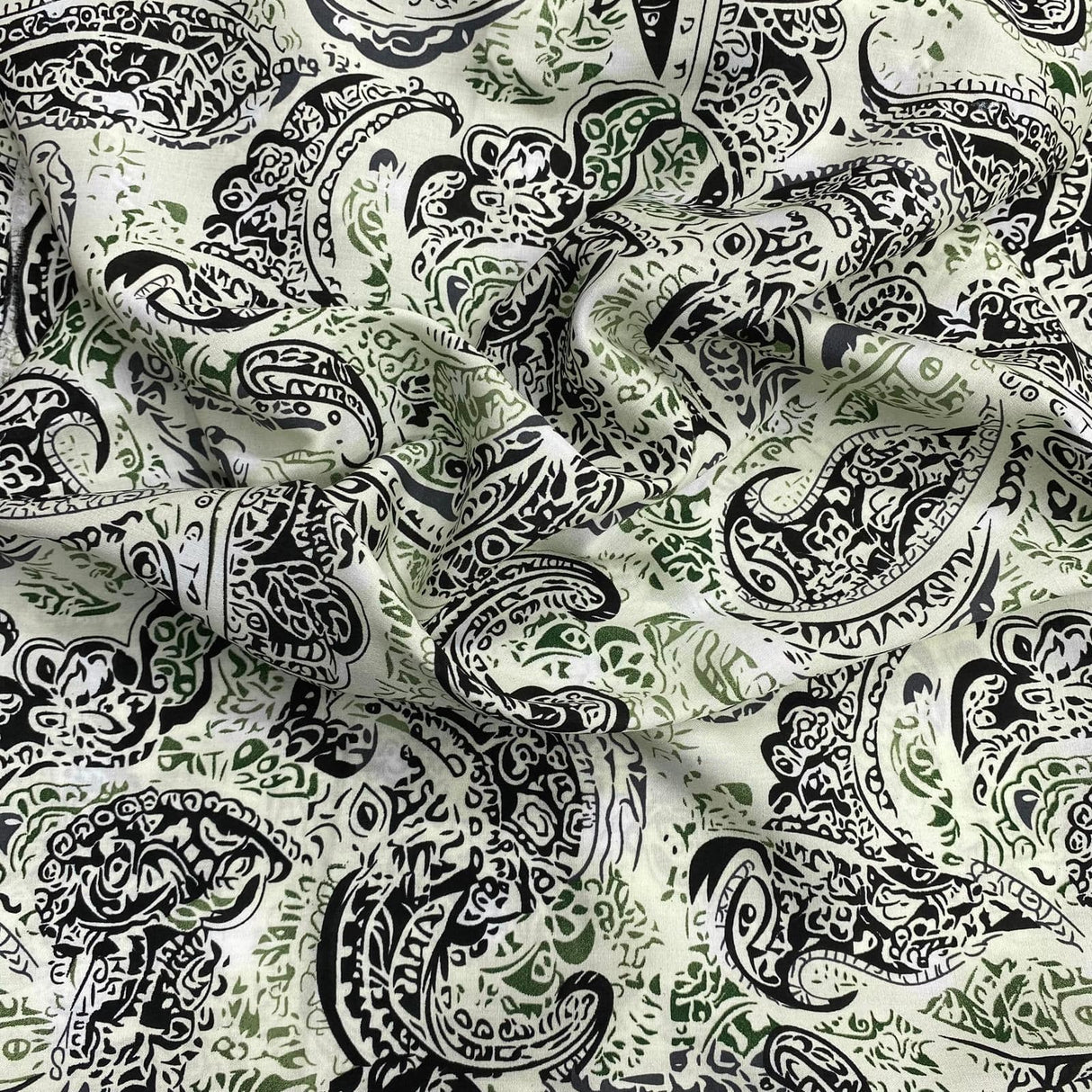 Pound A Metre 3 Metres, Printed Summer Dressmaking Viscose Fabric - 55" Wide (Viscose 56)