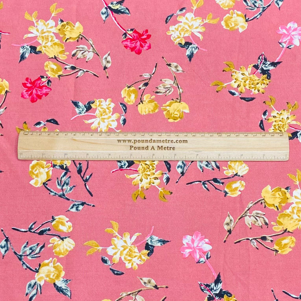 Pound A Metre 3 Metres, Printed Summer Dressmaking Viscose Fabric - 55" Wide (Viscose 59)
