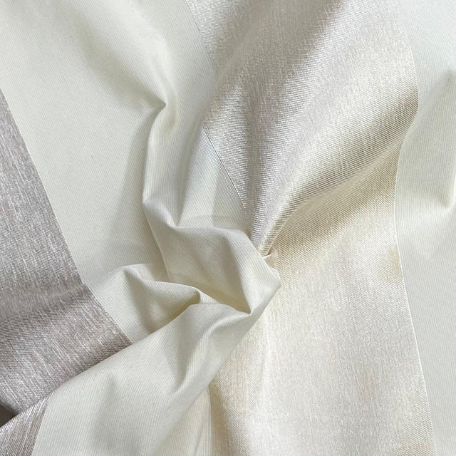 Pound A Metre 3 Metres Smooth Jacket Weight Fabric – 55" Wide (Lines)