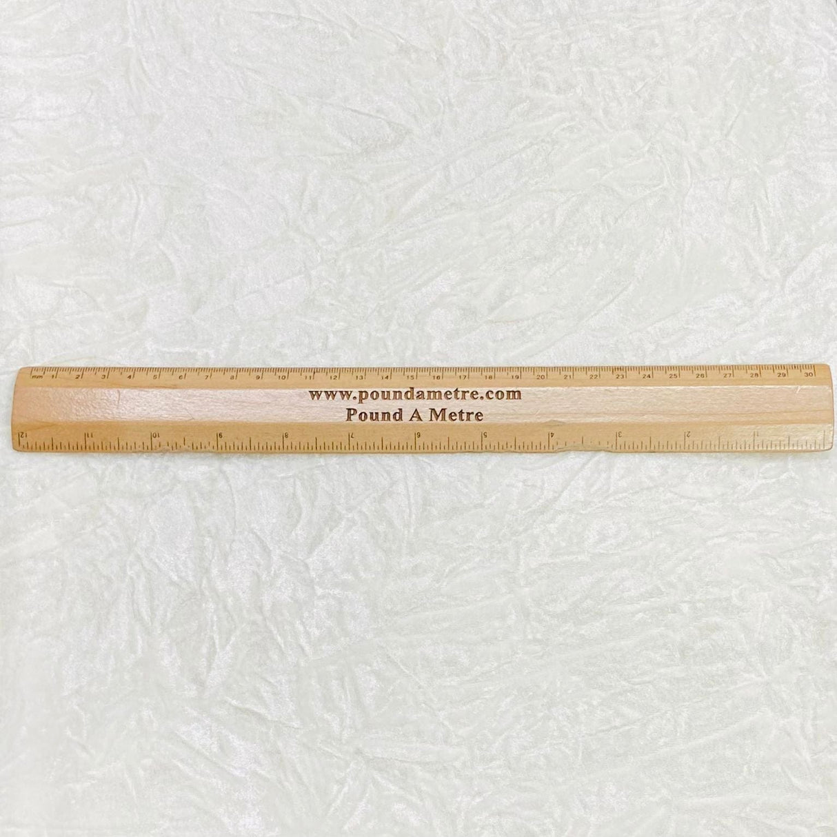 Pound A Metre 3 Metres Super Smooth Crushed Velvet – 55″ Wide (Ivory) (EOL)