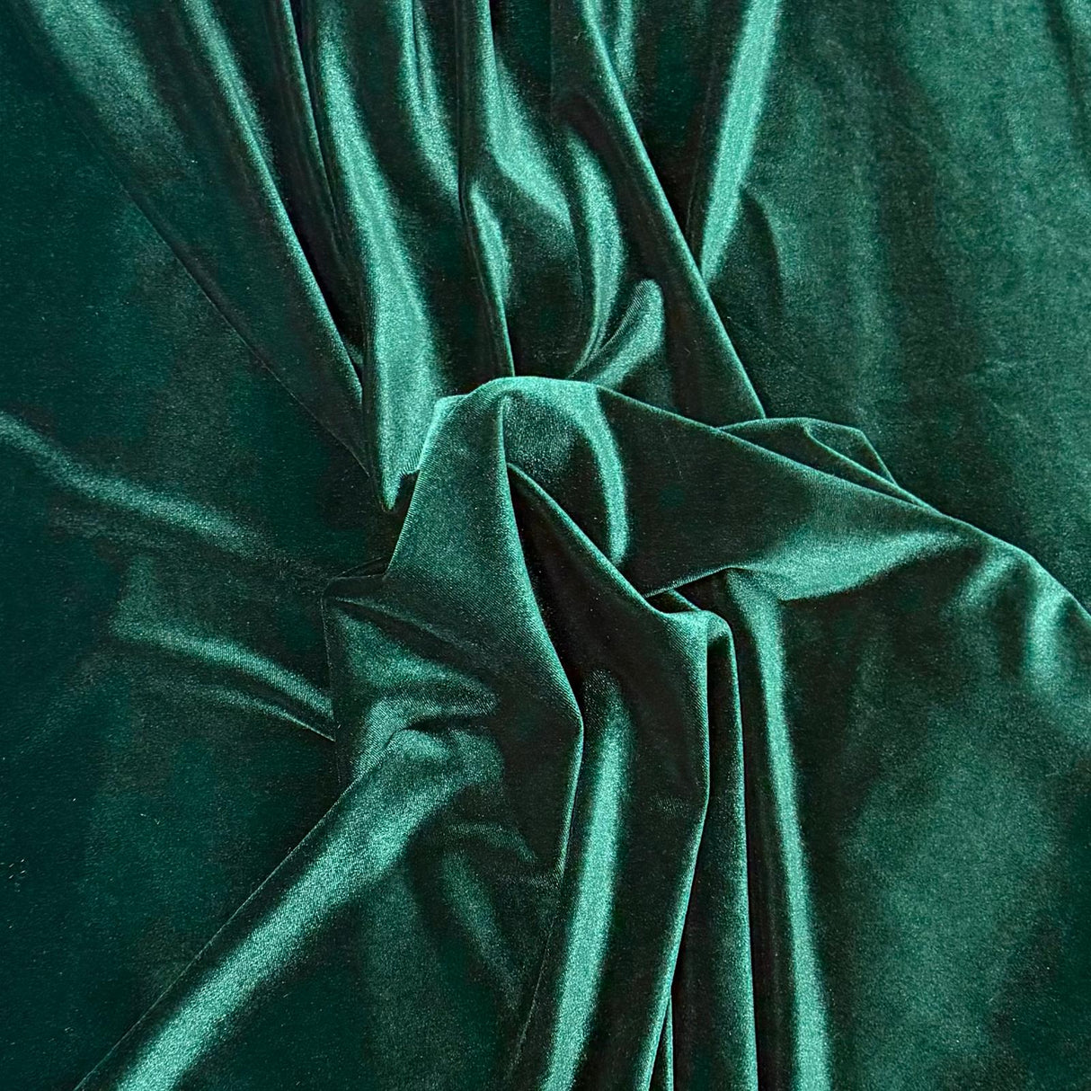 Pound A Metre 3 Metres Super Smooth Velvet – 55″ Wide (Bottle)