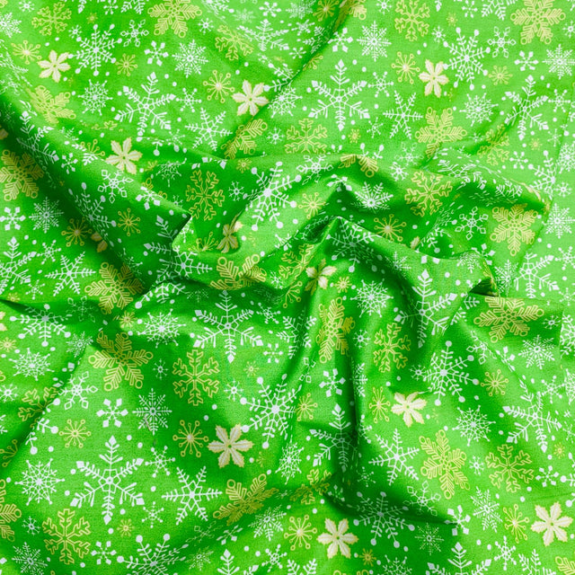 Pound A Metre 3 Metres 3 Metres Super Soft Christmas Print Poplin Cotton - 45" Wide (Stars Green)