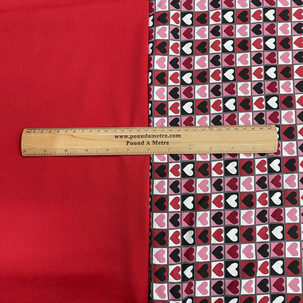 Pound A Metre 6 Metres 6 Metre Bundle – Luxurious Soft Viscose Jersey (1 Plain + 1 Printed) (Bundle 6)