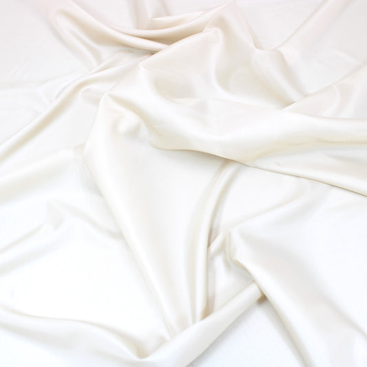5 Metres Quality Medium Weight  Soft Taffeta Lining 55" Wide Cream