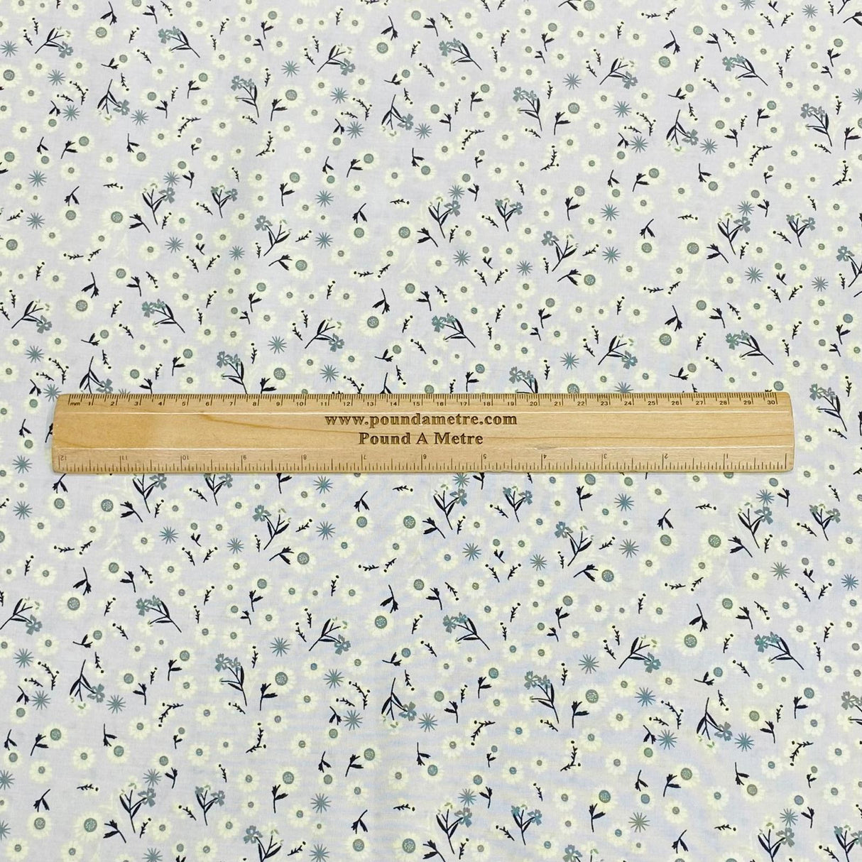 3 Metres, Premium Quality, Printed Dressmaking Viscose - 55" Wide (Snowdrop)