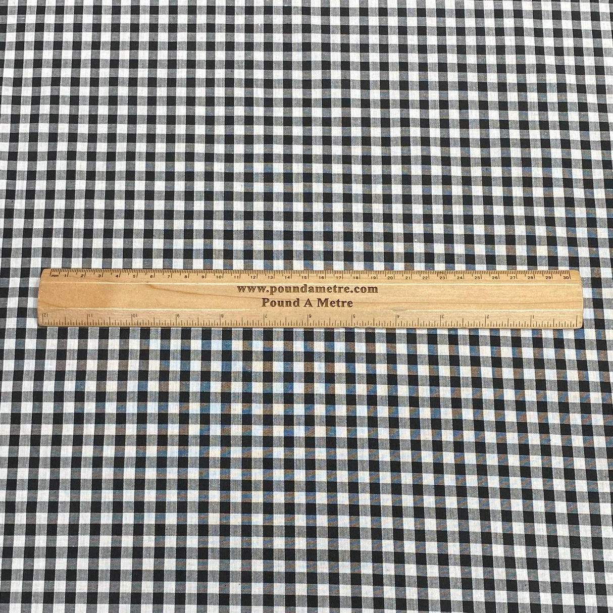 Per Metre Super Soft Polycotton Gingham 45" Wide (Black & White)