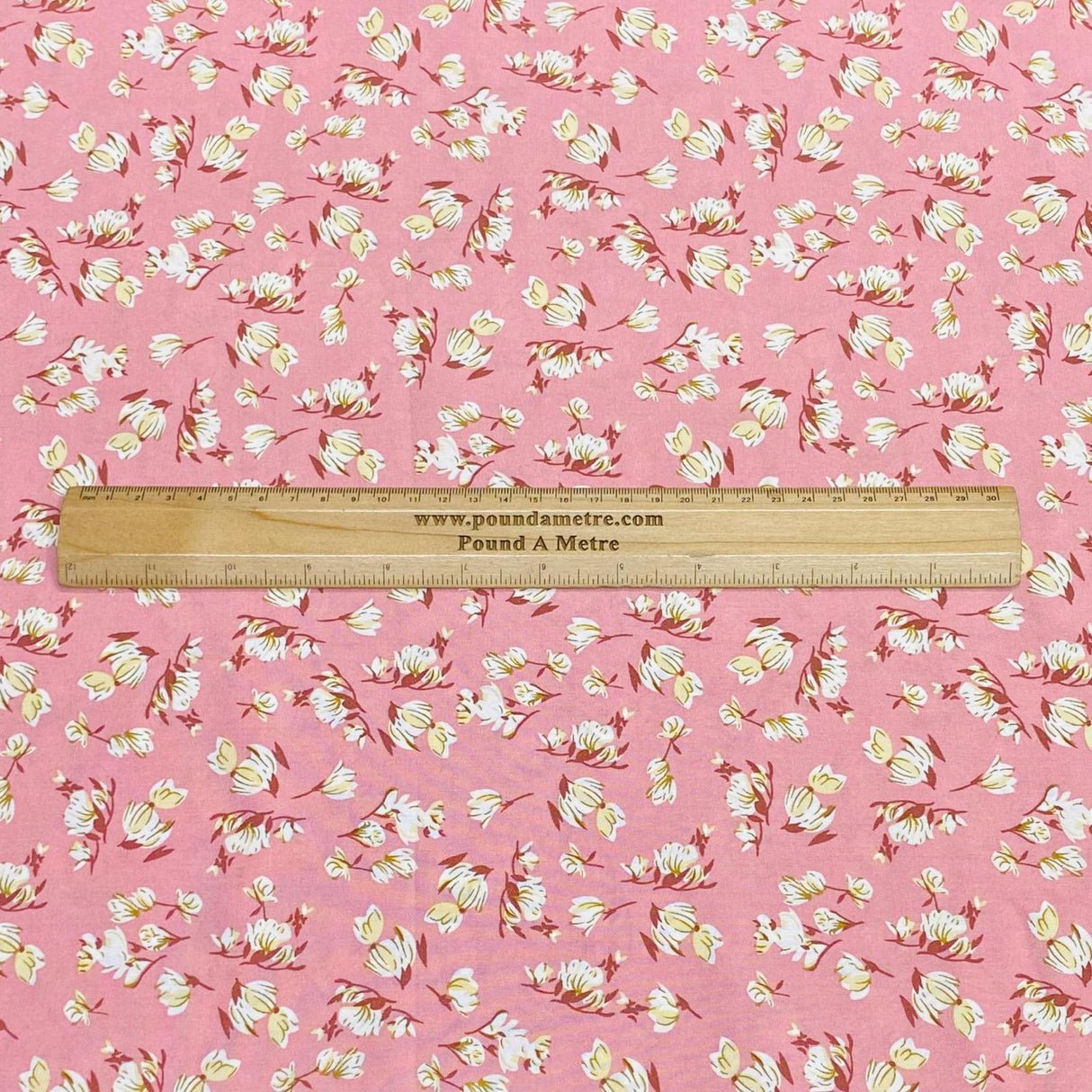 3 Metres, Premium Quality, Printed Dressmaking Viscose - 55" Wide (Daisy)