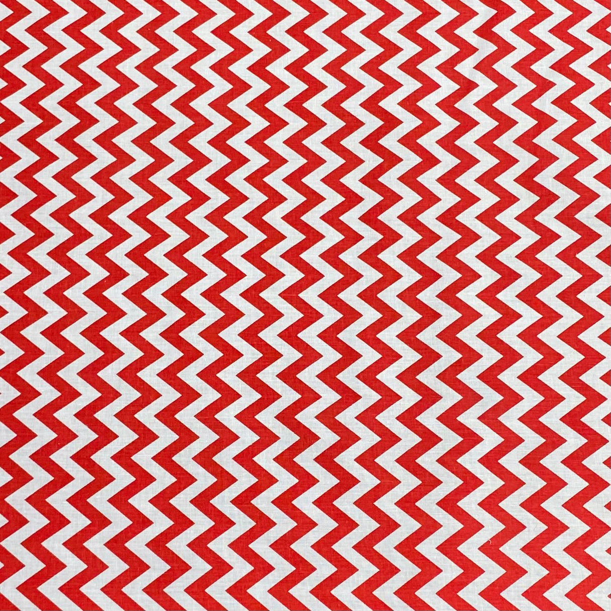 3 Metres Dressmaking Poly-Cotton - 45" wide (Red & White)