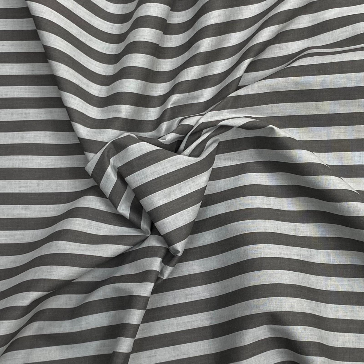 3 Metres Dressmaking Poly-Cotton - 45" wide (Black Grey)
