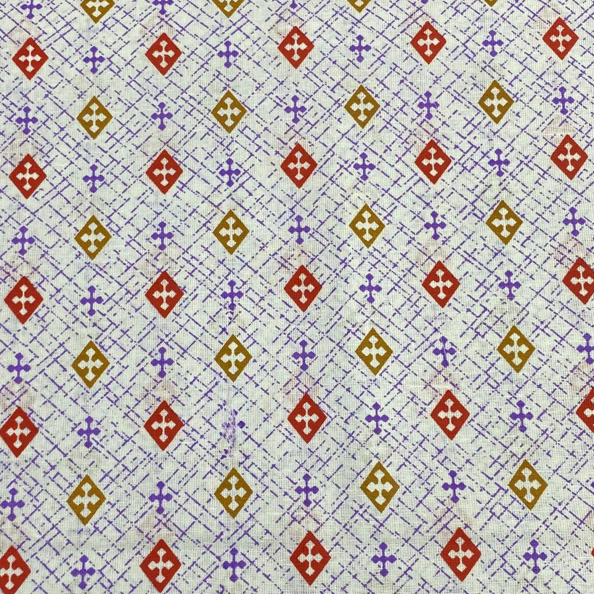 3 Metres Luxury 100% Cotton - 36" Wide - (Red & Gold)