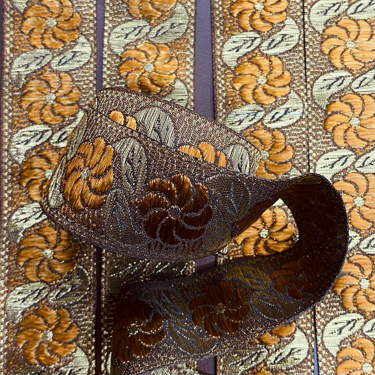 Per Metre, Metallic Trimming, 25mm Wide (Mustard Floral)