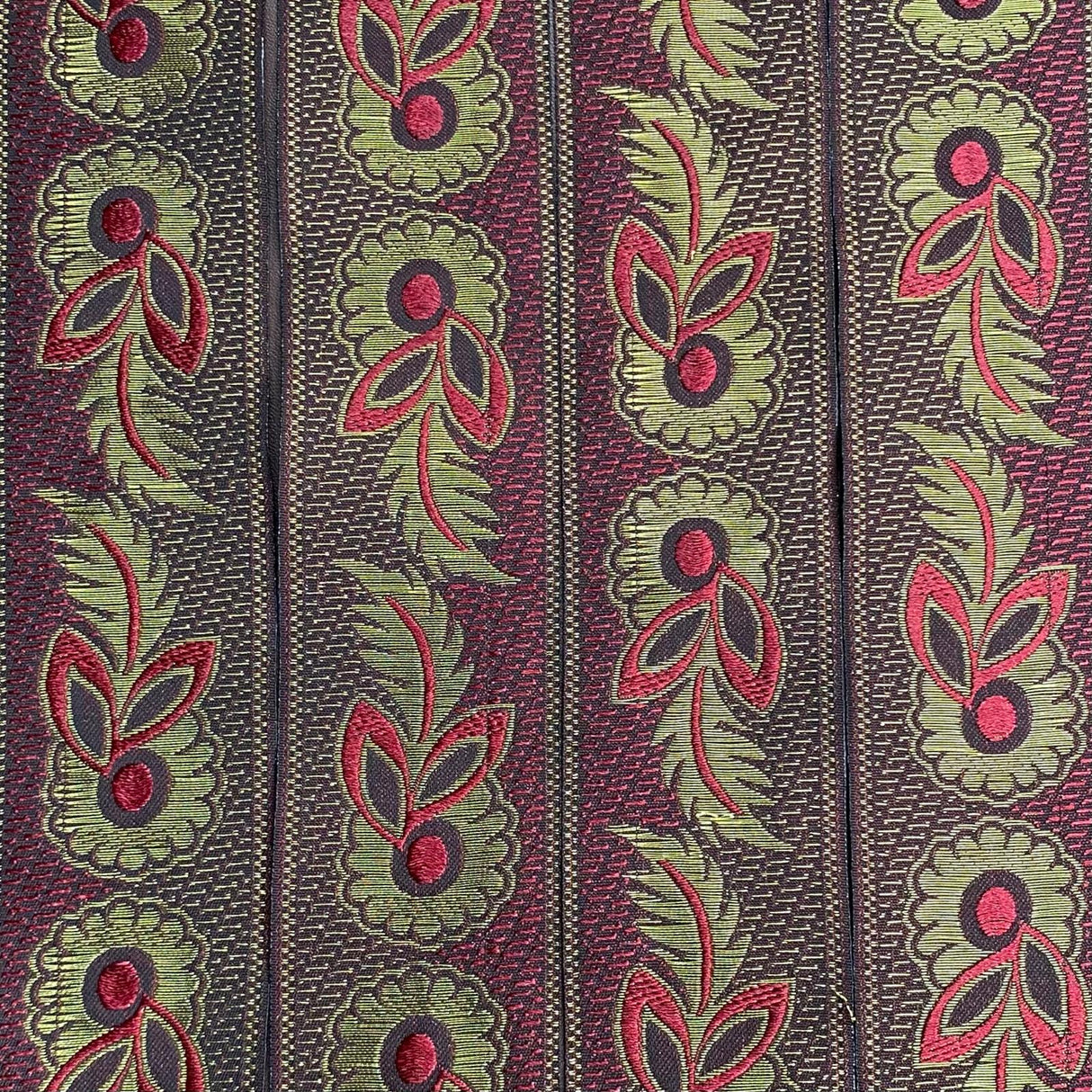 Per Metre, Metallic Trimming, 45mm Wide (Magenta & Gold)