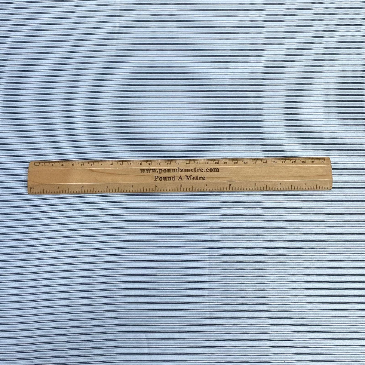 3 Metres Medium Weight Satin Finish Suiting 55" Wide - (High Street 23)