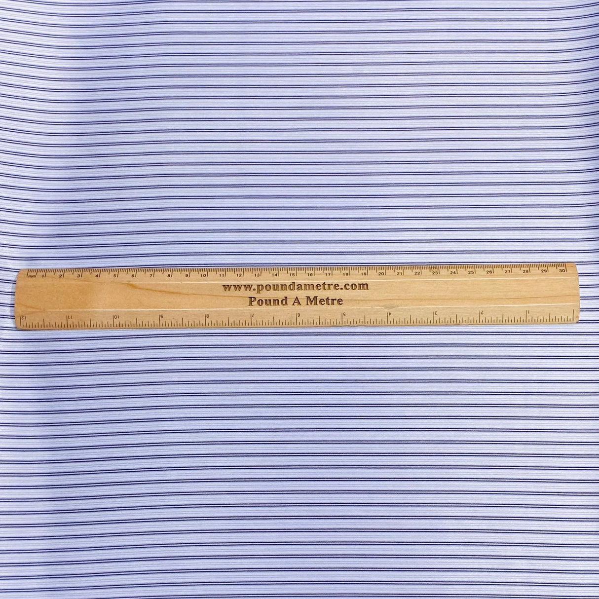 3 Metres Medium Weight Satin Finish Suiting 55" Wide - (High Street 22)