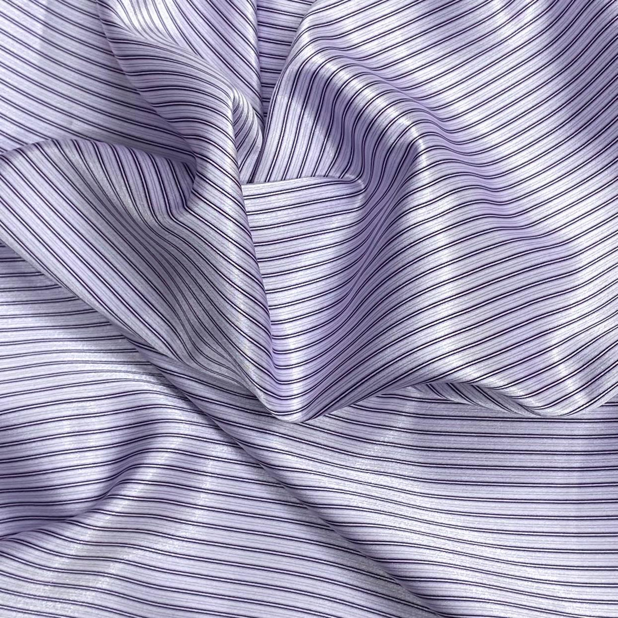 3 Metres Medium Weight Satin Finish Suiting 55" Wide - (High Street 22)