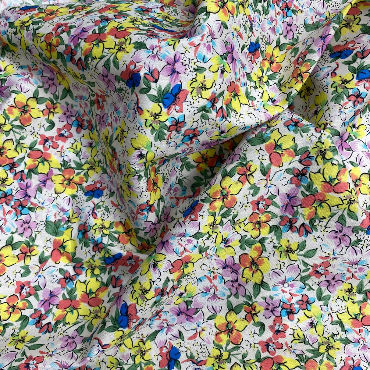 Per Metre Luxury Dressmaking 100% Digital Printed Cotton Lawn- 55" (Flower Pot)