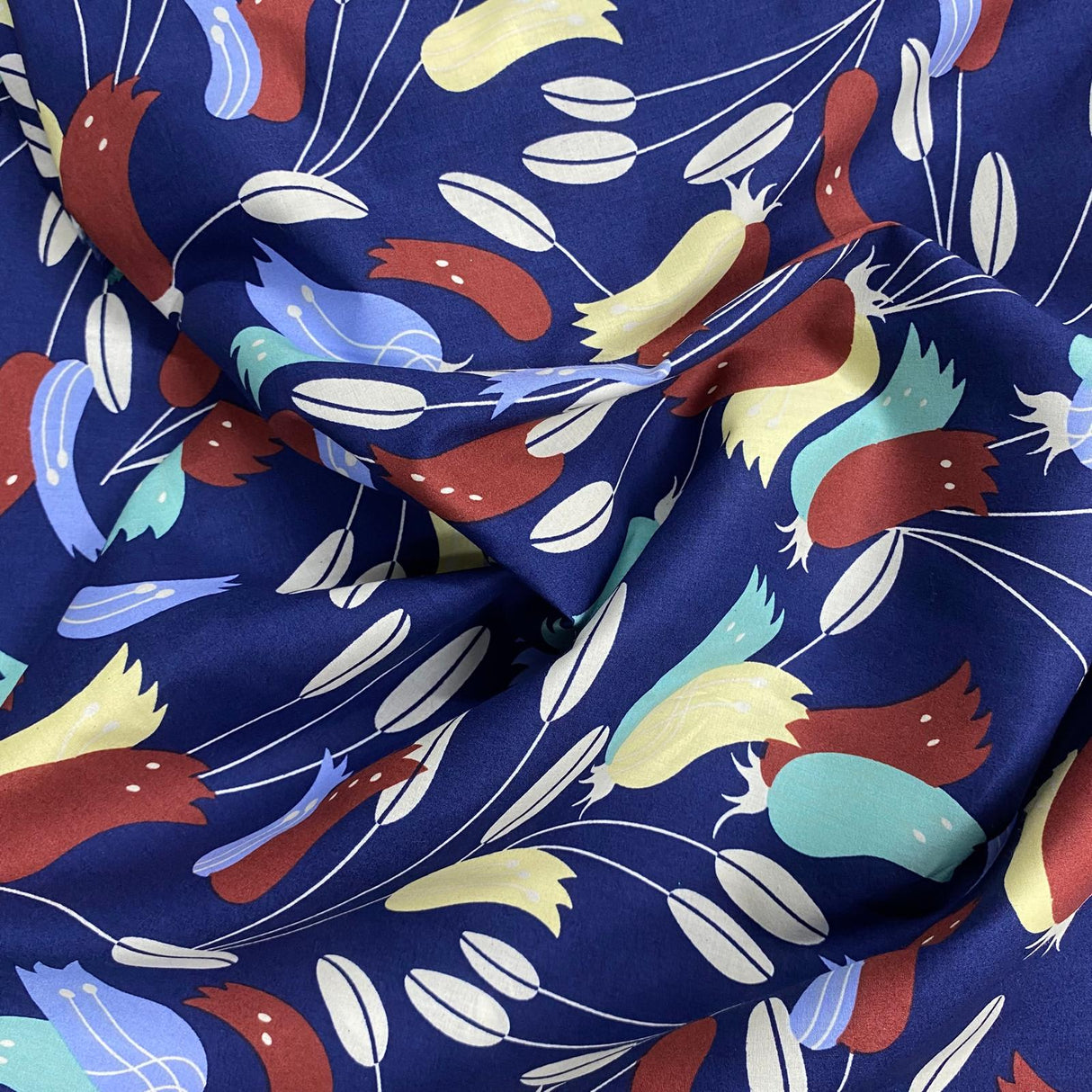 Per Metre Luxury Dressmaking 100% Digital Printed Cotton Lawn- 55" (Navy)