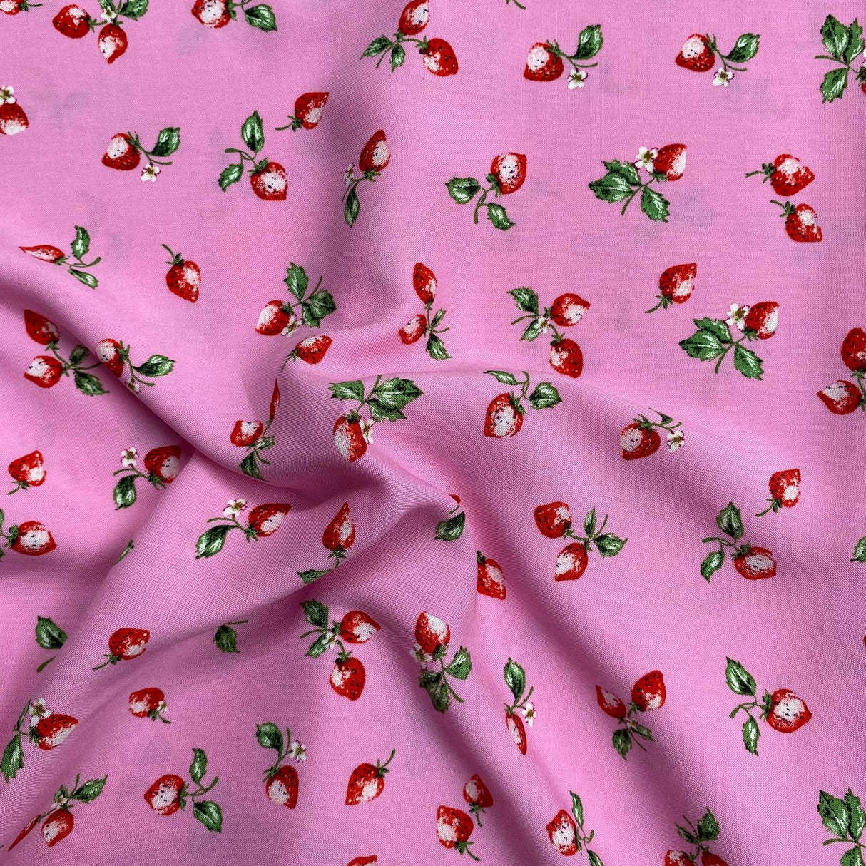 3 Metres, Premium Quality, Printed Dressmaking Viscose - 55" Wide (Strawberry)