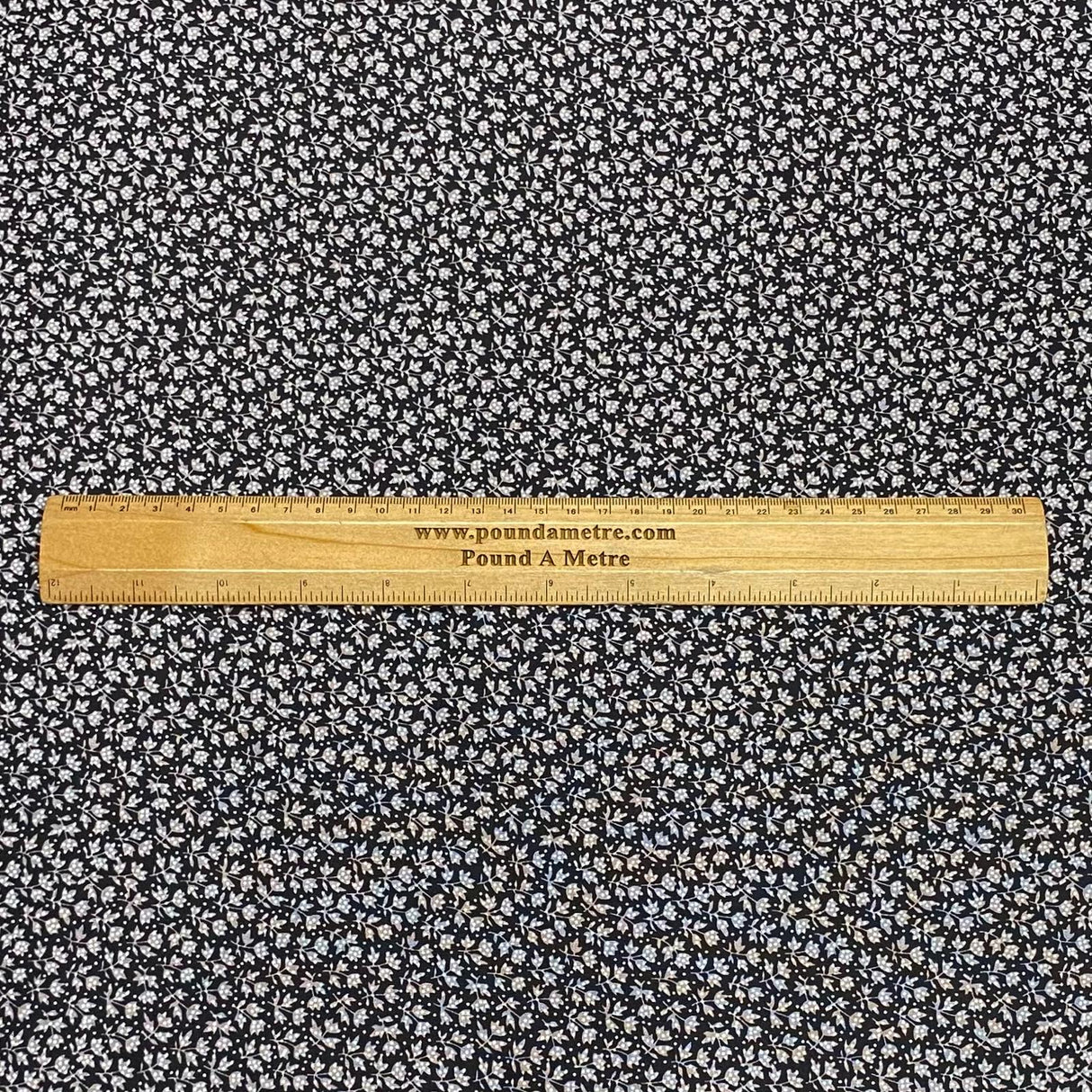 Per Metre 100% Digital Cotton Print - (Print 31)