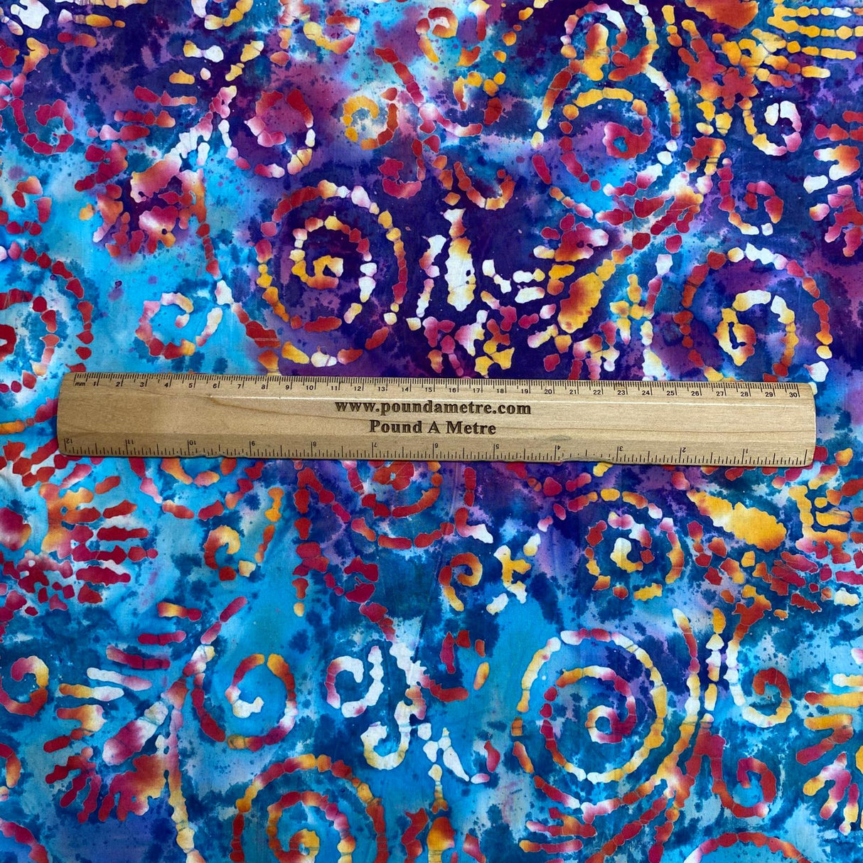 Pound A Metre Per Metre Luxurious Quality 100% Indian Cotton Batik - 45" Wide (DS2005 COL1)