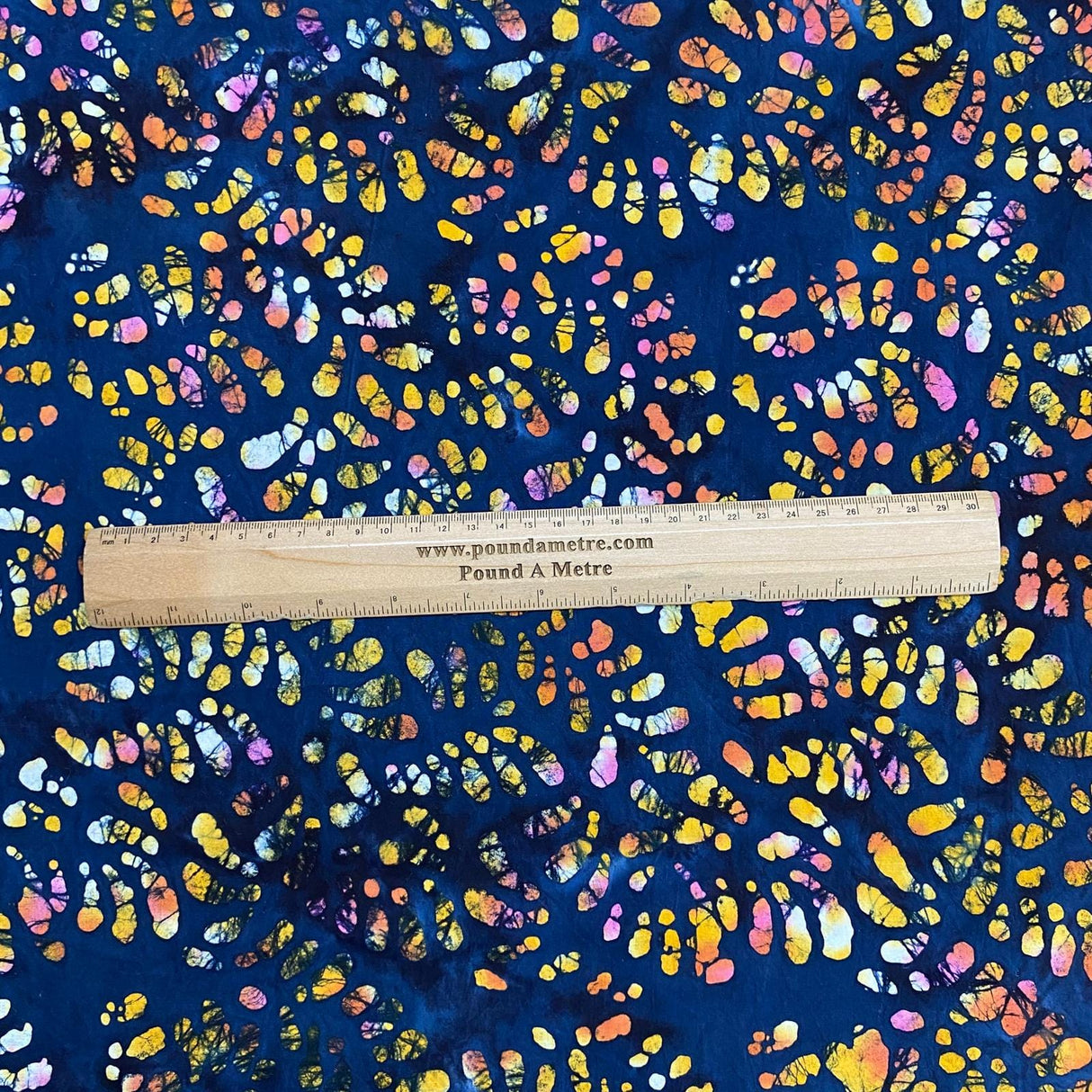 Pound A Metre Per Metre Luxurious Quality 100% Indian Cotton Batik - 45" Wide (DS2007 COL5)