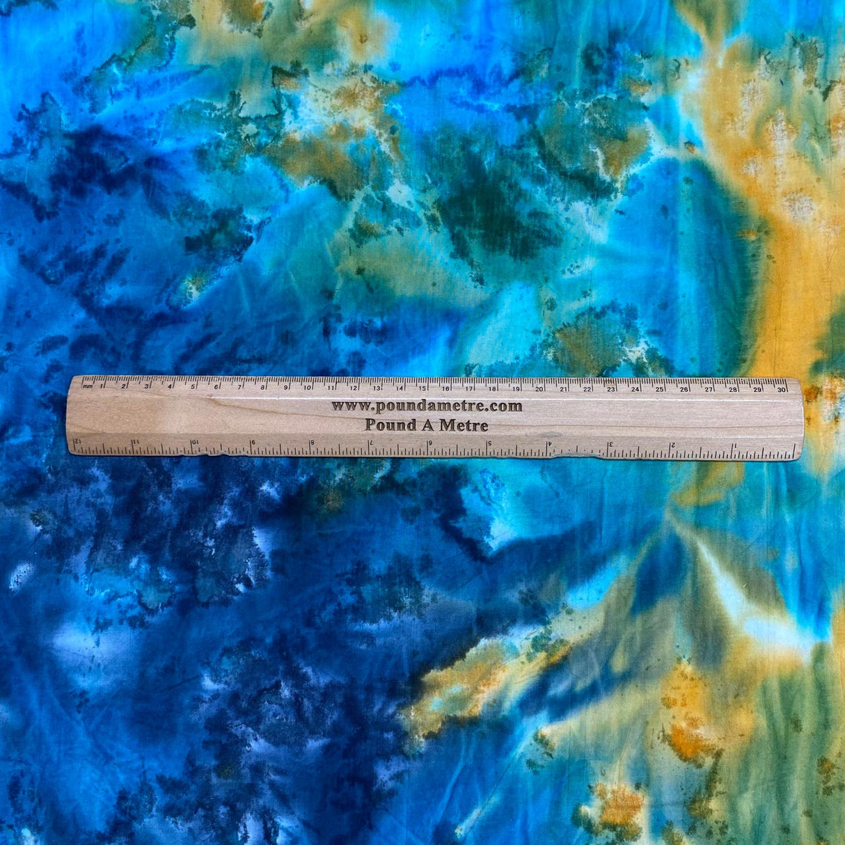 Pound A Metre Per Metre Luxurious Quality 100% Indian Cotton Batik - 45" Wide (DS2008 COL1)
