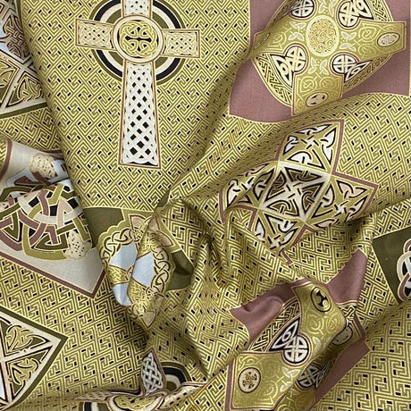 Pound A Metre Make Your Own: Fat Quarter Bundle (BF-18)