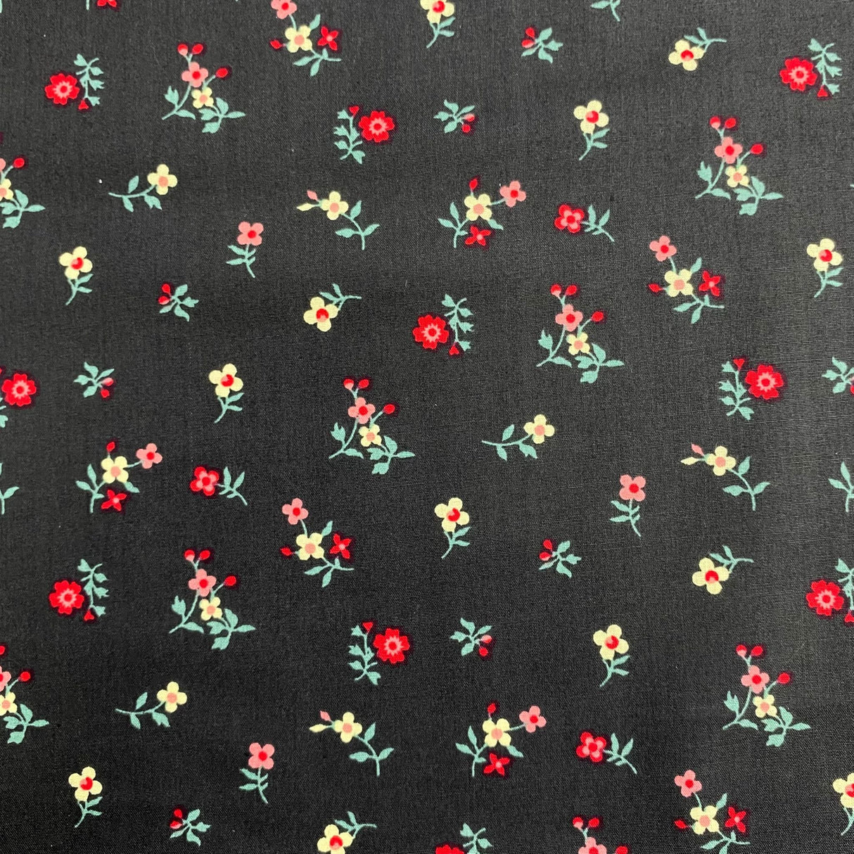 Pound A Metre Make Your Own: Fat Quarter Bundle (BF-27)