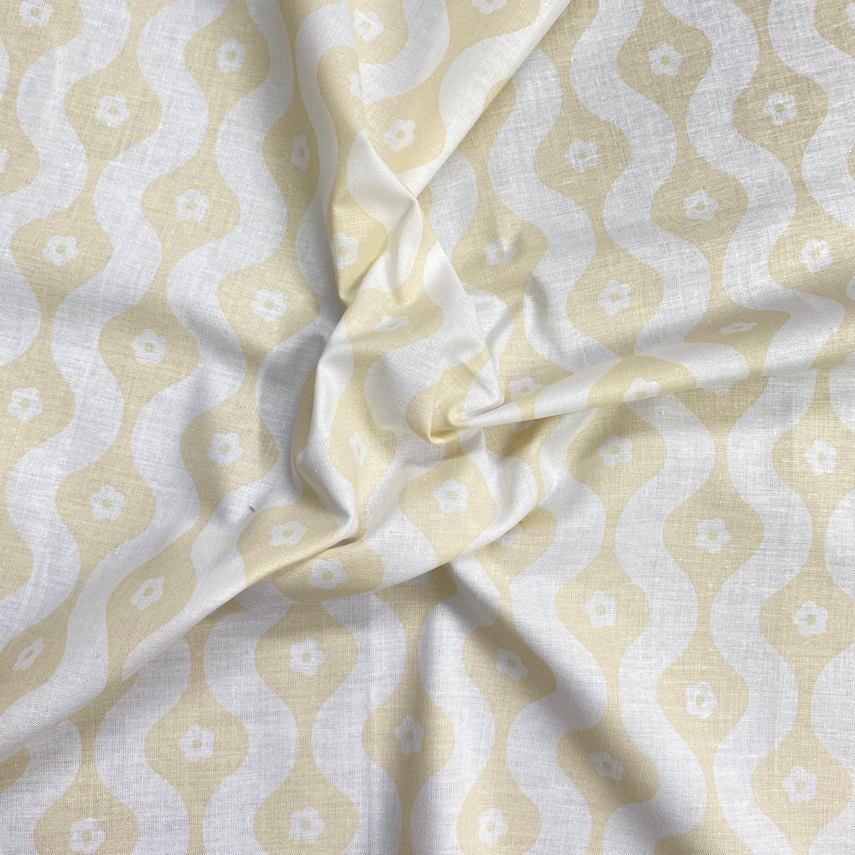 Pound A Metre Make Your Own: Fat Quarter Bundle (Design-36)