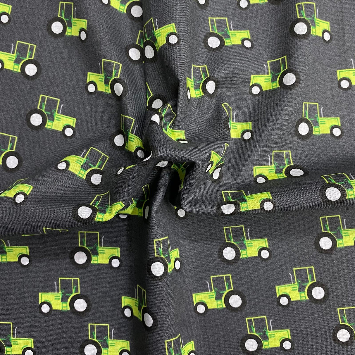 Pound A Metre Make Your Own: Fat Quarter Bundle (Design-42)