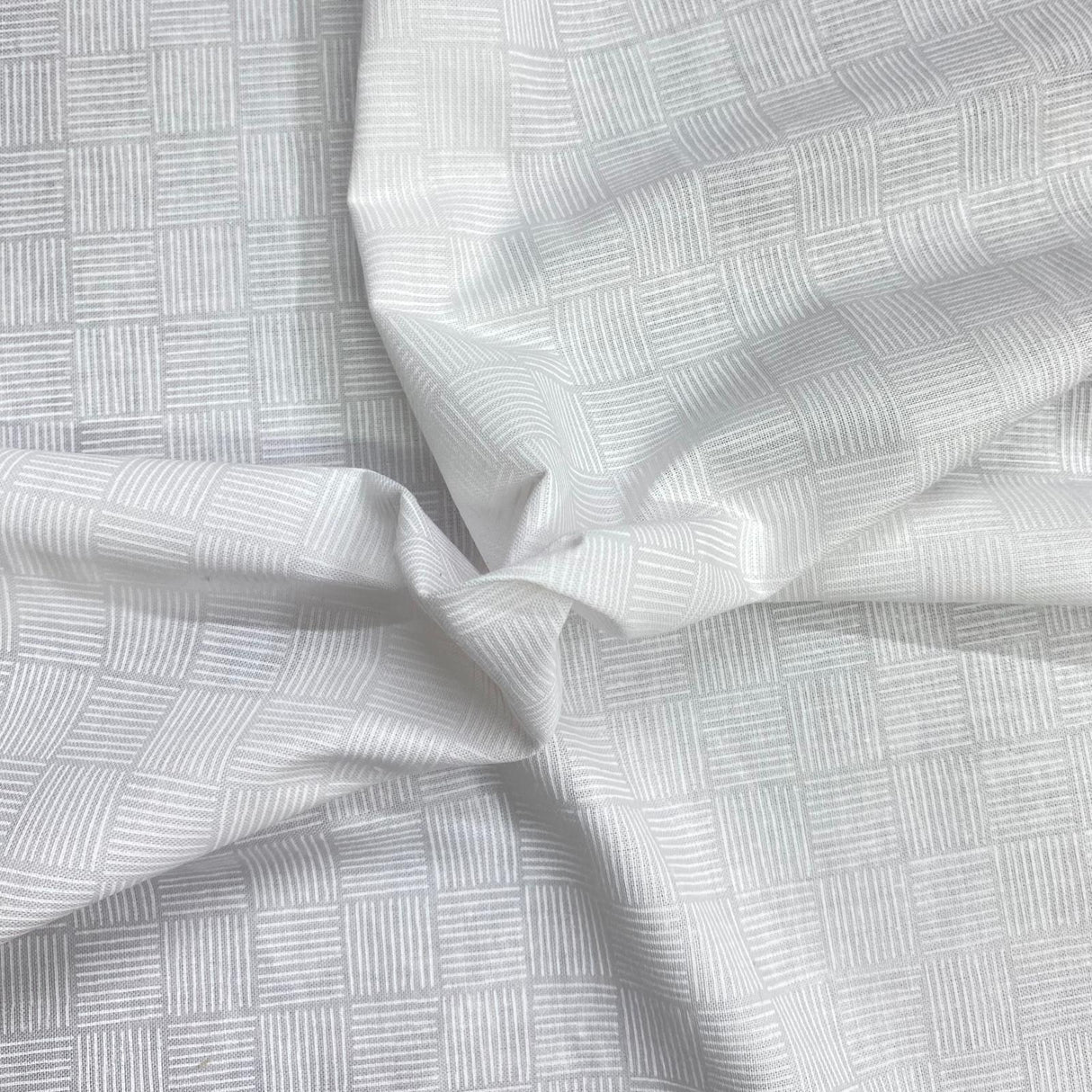 Pound A Metre Make Your Own: Fat Quarter Bundle (Design-6)